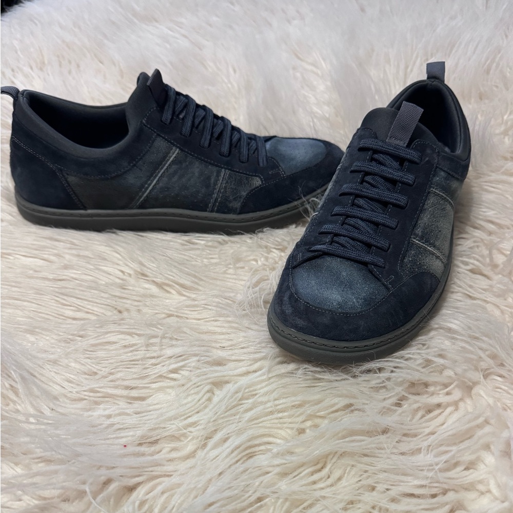 johnnie-O Men's Authentic Sneaker Navy Blue JMFW1400 Size 10.5M Leather